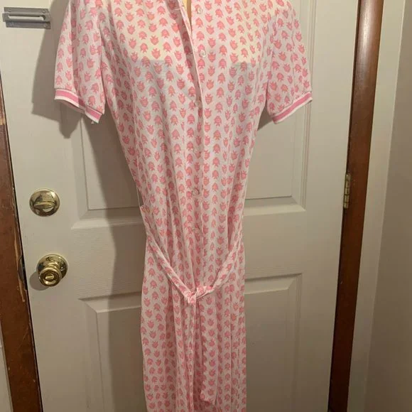 Vintage 1970s Shirt Dress Size Large Pink Fish Pattern Mid Calf Tie Waist - Picture 2 of 8